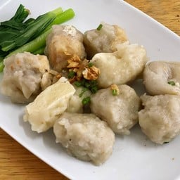 ลูกชิ้นแคะลวกจิ้ม