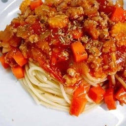 สปาเก็ตตี้มะเขือเทศ