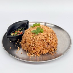ข้าวผัดต้มยำโบราณหมูสับ