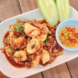 กะเพราทะเล กุ้ง+หมึก
