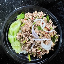 ข้าวหน้าลาบหมู