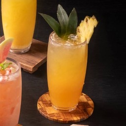 40 น้ำสัปปะรด (Pineapple juice)