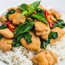 ข้าวราดกะเพราไก่