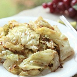 ผัดกะหล่ำปลีน้ำปลา