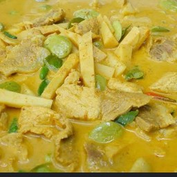 แกงหน่อไม้ต้มไก่,หมู,หมูสามชั้น(ระบุบค่ะ)ใส่สตอ