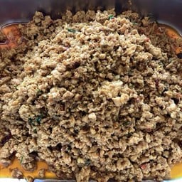 ข้าวแกงแม่นวล ร้านข้าวแกงแม่นวล (เจ้าเก่าตลาดพลู)