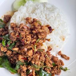 ข้าวราดกระเพราหมู