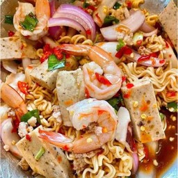 ยำมาม่าทะเล