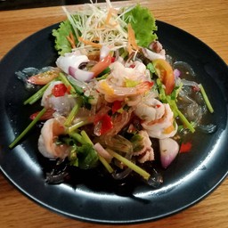 ยำเส้นแก้วกุ้งหมึก