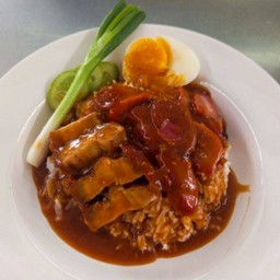 ข้าวหมูแดง หมูกรอบ เดลิ