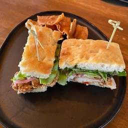 แซนวิชไก่ทอด