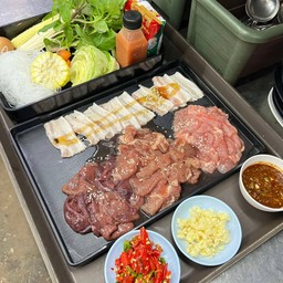 ชาบูหมูกลาง