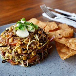 สลัดใบชาพม่า