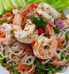 ยำขนมจีนกุ้ง