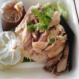 ข้าวมันไก่พิเศษ