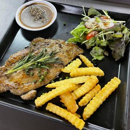 สเต๊กไก่พริกไทยดำ