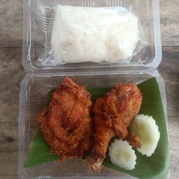ข้าวเหนียวไก่ทอดพิเศษ