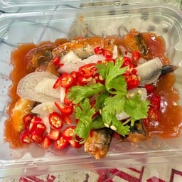 ยำปลากระป๋อง