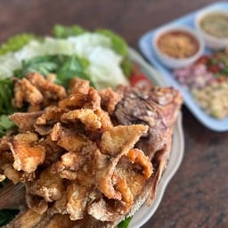 เมี่ยงปลาทับทิมทอด