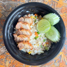 ข้าวผัดหมูทอด