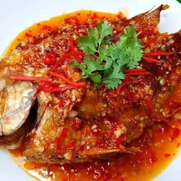 ปลาทับทิมราดพริก