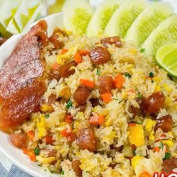 ข้าวผัดกุนเชียงหมู