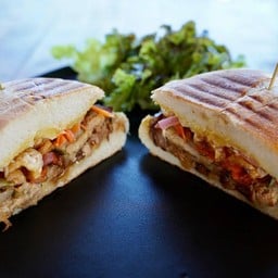 แซนวิชหมู