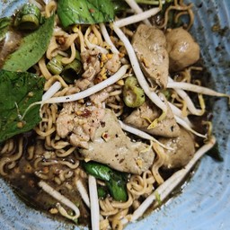 ก๋วยเตี๋ยวเรือ มาม่า