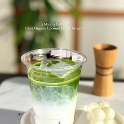 มัทฉะ ลาเต้ ใส่ไซรัปช่อดอกมะพร้าว (Peace Mini Plus)