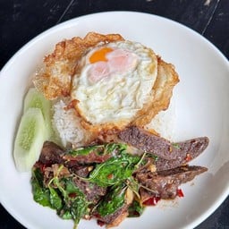 ข้าวราดกะเพราตับเหล็ก