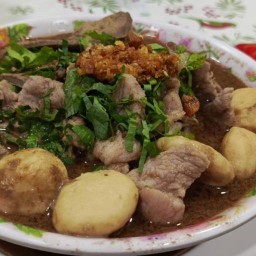ก๋วยเตี๋ยวยายจ๋า