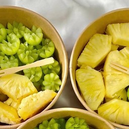 องุ่นไซมันคัส+สับปะรด