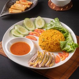24 ข้าวผัดไก่เวียดนาม (Vietnamese Chicken Fried Rice)