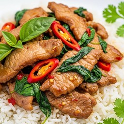 ข้าวราดกะเพราหมูชิ้น