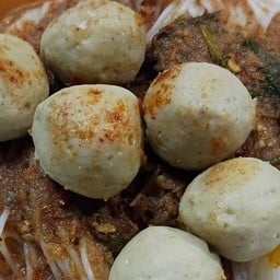 ขนมจีนน้ำยาเครื่องแน่น