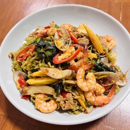 มาม่าผัดขี้เมารสแซ่บ เผ็ดถึงใจ