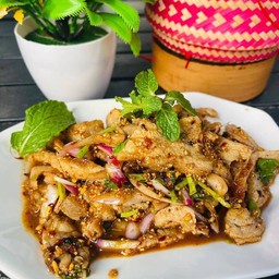 น้ำตกหมู