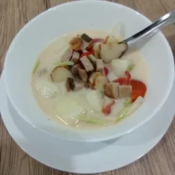 ต้มกระทิปลาเค็มเจ