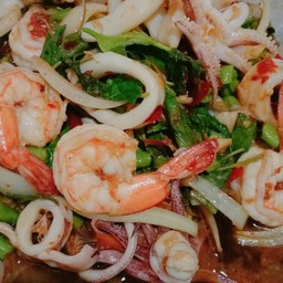 ยำรวมหมึกกุ้ง