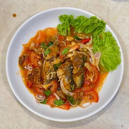 ยําปลากระป๋อง