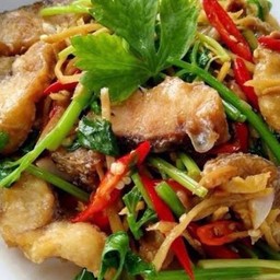 ปลาช่อนผัดฉ่า