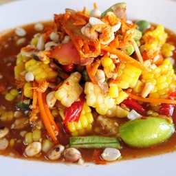 ตำข้าวโพดไข่เค็ม