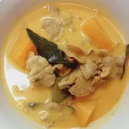 แกงเผ็ดเห็ดแครงเจ