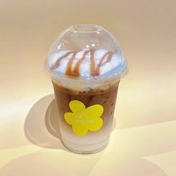 ICED CARAMEL MACCHIATO