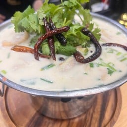 ต้มขาไก่