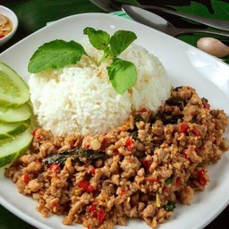 ข้าวกะเพรา-หมูสับ