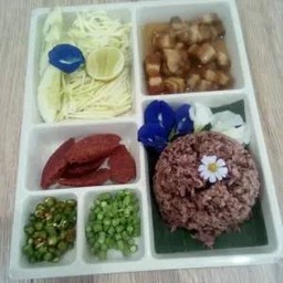 ข้าวคลุกกะปิเจ