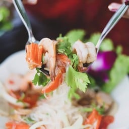 ยำมาม่ารวมมิตร