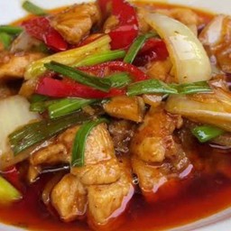 ไก่นุ่มเด้งผัดน้ำพริกเผาเป็นกับข้าว