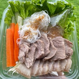 ร้านเมี่ยงหมูสามชั้น  เจ๊เมย์